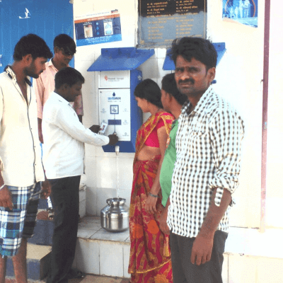 people-using-sarvajal-water